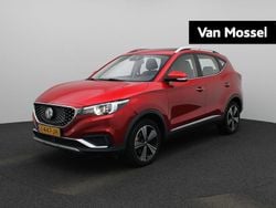 Rood Gebruikt 2021 MG ZS Luxury SUV | € 17.490 (Eerlijke prijs)