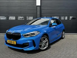 Blauw Gebruikt 2020 BMW 118 Executive Hatchback | € 20.900 (Eerlijke prijs)