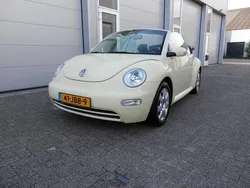 Geel Gebruikt 2003 VW Beetle Cabriolet | € 2.450 (Goede deal)