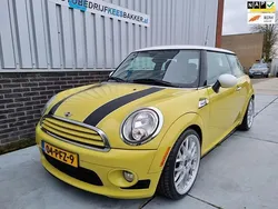 Geel Gebruikt 2011 Mini Cooper Business Hatchback | € 6.950 (Eerlijke prijs)