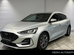 Grijs Gebruikt 2023 Ford Focus ST-Line Hatchback | € 20.945 (Eerlijke prijs)