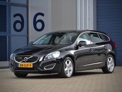 Zwart Gebruikt 2012 Volvo V60 Summum Stationwagen | € 13.940 (Duur)