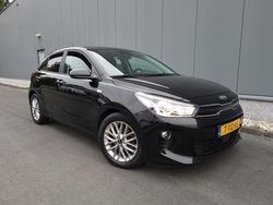 Zwart Gebruikt 2019 Kia Rio Hatchback | € 19.550 (Iets duurder)