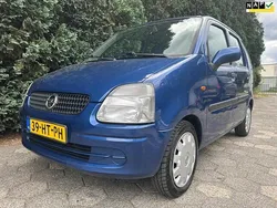 Blauw, metallic lak Gebruikt 2001 Opel Agila Hatchback | € 1.199 (Eerlijke prijs)
