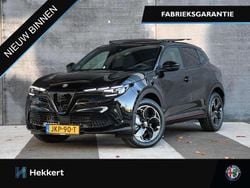Zwart Nieuw 2025 Alfa Romeo Junior Edizione Speciale SUV | € 35.995 (Super prijs)