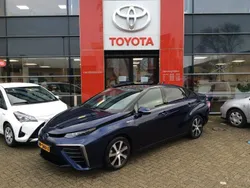 Blauw Gebruikt 2015 Toyota Mirai Sedan | € 23.549