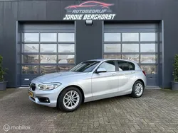 Grijs Gebruikt 2017 BMW 118 Executive Hatchback | € 16.950 (Eerlijke prijs)