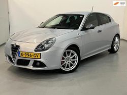 Wit Gebruikt 2016 Alfa Romeo Giulietta Quadrifoglio Verde Hatchback | € 12.950 (Goede deal)