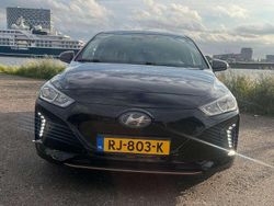 Zwart Gebruikt 2017 Hyundai Ioniq Premium Hatchback | € 9.300 (Eerlijke prijs)