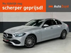 Grijs Gebruikt 2022 Mercedes C200 Luxury Sedan | € 36.993 (Super prijs)