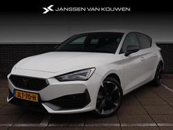 Wit Gebruikt 2022 Cupra Leon Hatchback | € 25.945 (Eerlijke prijs)