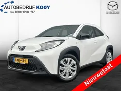 Wit Gebruikt 2024 Toyota Aygo Business Edition Hatchback | € 18.445 (Eerlijke prijs)