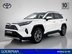 Wit Gebruikt 2024 Toyota RAV4 Hybrid Executive SUV | € 49.900 (Eerlijke prijs)