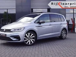 Zilver Gebruikt 2024 VW Touran R-line MPV | € 48.450