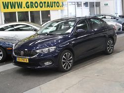 Blauw Gebruikt 2016 Fiat Tipo Lounge Sedan | € 8.944 (Eerlijke prijs)