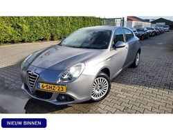 Grijs Gebruikt 2013 Alfa Romeo Giulietta Progression Hatchback | € 7.950 (Iets duurder)