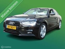 Zwart Gebruikt 2012 Audi A4 Business Sedan | € 13.950 (Eerlijke prijs)