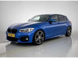 Blauw Gebruikt 2018 BMW 118 Sport Line Hatchback | € 17.995 (Eerlijke prijs)
