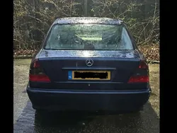 Blauw Gebruikt 1999 Mercedes 240 Sedan | € 5.950 (Eerlijke prijs)
