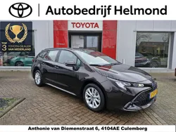 Bruin Gebruikt 2023 Toyota Corolla Hybrid Active Stationwagen | € 27.749