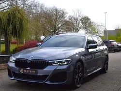 Grijs, metallic lak Gebruikt 2022 BMW 530 M Sport Stationwagen | € 67.950