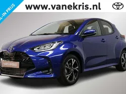 , metallic lak Nieuw 2025 Toyota Yaris Hybrid Comfort Hatchback | € 31.730 (Eerlijke prijs)
