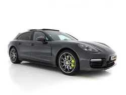 Grijs Gebruikt 2018 Porsche Panamera S E-Hybrid Sport Turismo Sedan | € 72.945 (Duur)