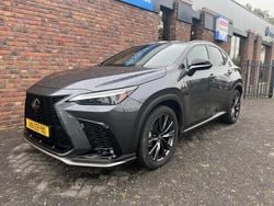 Grijs Gebruikt 2023 Lexus NX450h+ Sport Line SUV | € 57.955 (Eerlijke prijs)