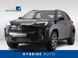 Zwart Nieuw 2025 Toyota Yaris Cross Active SUV | € 33.850 (Iets duurder)