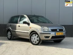 Grijs Gebruikt 2003 Ford Fusion MPV | € 1.450 (Eerlijke prijs)