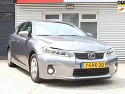 Grijs Gebruikt 2013 Lexus CT200h Hatchback | € 11.950 (Goede deal)