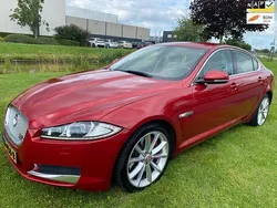 Rood Gebruikt 2015 Jaguar XF S Sedan | € 6.250