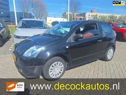 Zwart Gebruikt 2004 Citroën C2 Prestige Hatchback | € 799 (Eerlijke prijs)