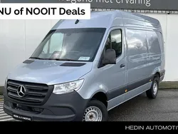 Zilver Nieuw 2024 Mercedes Sprinter Van | € 51.900