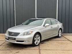 Grijs Gebruikt 2007 Lexus LS460 President Line Sedan | € 15.950