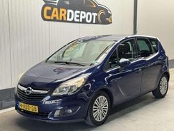 Blauw Gebruikt 2014 Opel Meriva Design Edition MPV | € 3.999 (Eerlijke prijs)