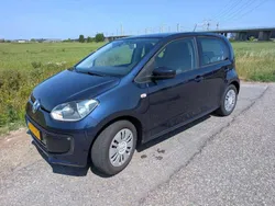 Blauw Gebruikt 2014 VW up! Move Hatchback | € 5.900 (Eerlijke prijs)