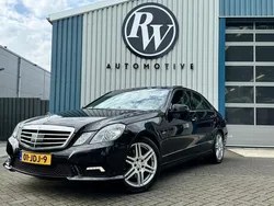 Zwart Gebruikt 2009 Mercedes E350 Avantgarde Sedan | € 12.999