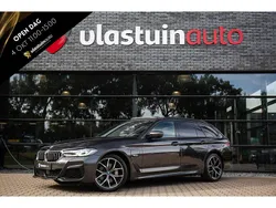 Grijs Gebruikt 2021 BMW 530 Executive Stationwagen | € 37.950 (Iets duurder)