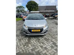 Grijs Gebruikt 2016 Peugeot 208 Hatchback | € 5.950 (Goede deal)