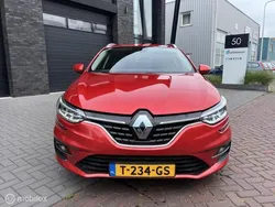 Rood Gebruikt 2023 Renault Mégane GrandTour Techno Stationwagen | € 21.950 (Goede deal)