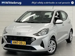 Grijs metallic Gebruikt 2022 Hyundai i10 Hatchback | € 15.425 (Eerlijke prijs)