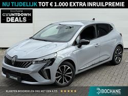 Grijs, metallic lak Gebruikt 2023 Renault Clio V Techno Hatchback | € 19.945 (Duur)