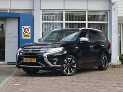 Zwart Gebruikt 2015 Mitsubishi Outlander P-HEV Edition SUV | € 18.950 (Eerlijke prijs)