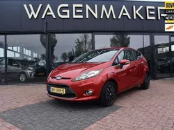 Rood Gebruikt 2009 Ford Fiesta Titanium Hatchback | € 5.250 (Iets duurder)