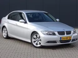 Grijs Gebruikt 2005 BMW 325 Sedan | € 5.350 (Eerlijke prijs)