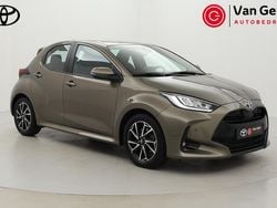 Groen Gebruikt 2022 Toyota Yaris Hybrid Hatchback | € 23.999 (Iets duurder)
