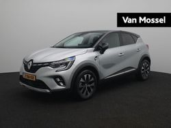 Gris highland / noir nacre (licht grijs) Gebruikt 2024 Renault Captur Techno SUV | € 23.930 (Eerlijke prijs)