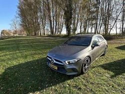 Grijs Gebruikt 2019 Mercedes A180 Stationwagen | € 23.750 (Goede deal)