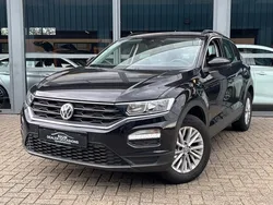 Zwart Gebruikt 2020 VW T-Roc Style SUV | € 16.650 (Eerlijke prijs)